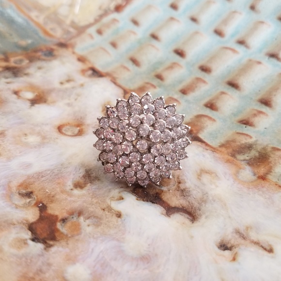 Diamond Rhinestone Statement Ring - Picture 2 of 8